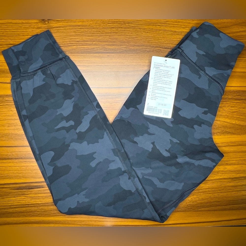 NWT Lululemon Align HR Joggers